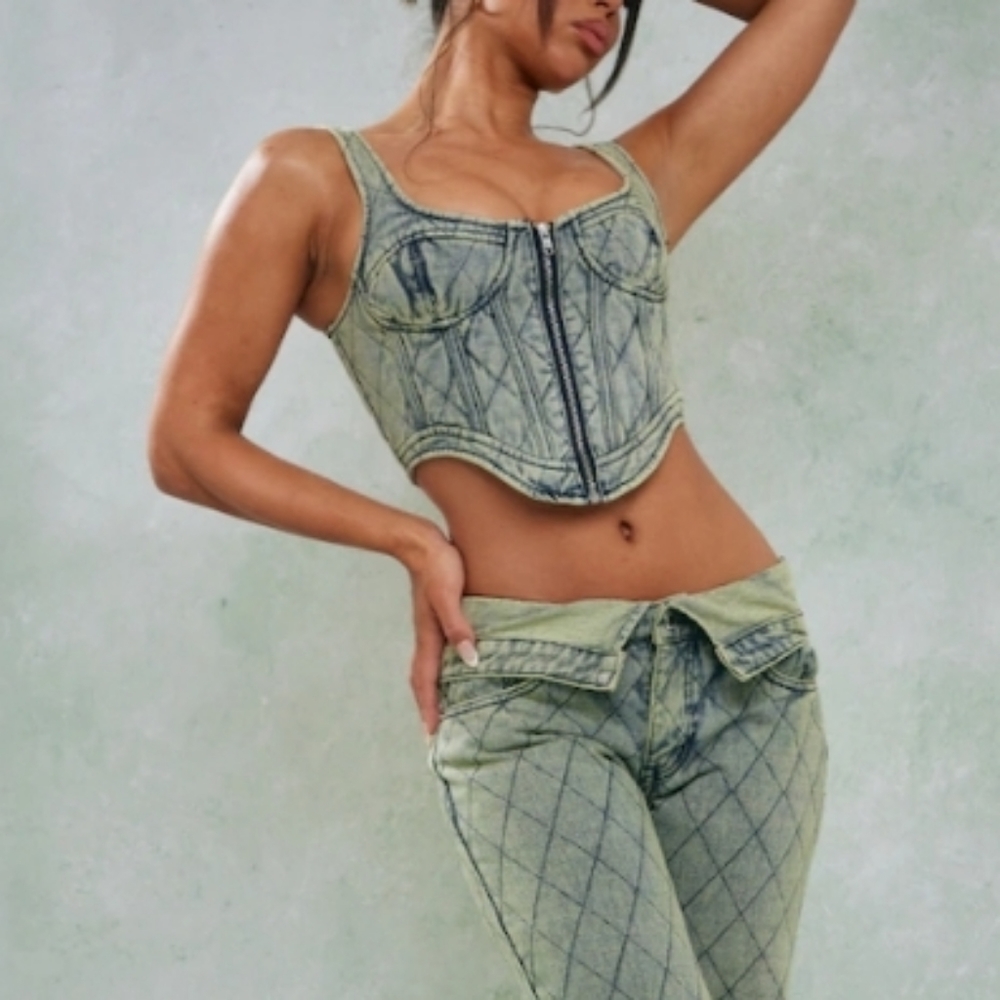PrettyLittleThing Gray Quilted Denim Corset Crop Top with Front Zip - Picture 5 of 5